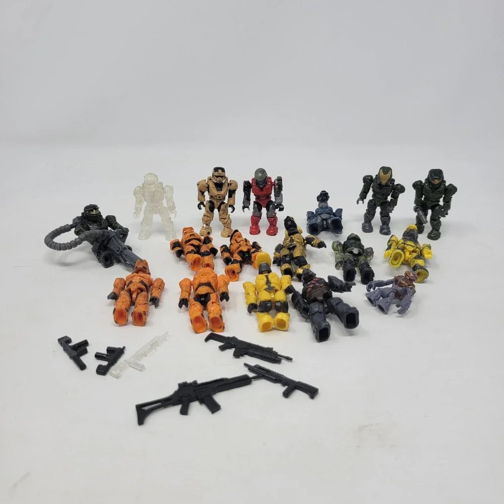 Halo Mega Bloks Lot Of 17 Figures Elite, Golden, Grunt, Spartan, Orange, Clear